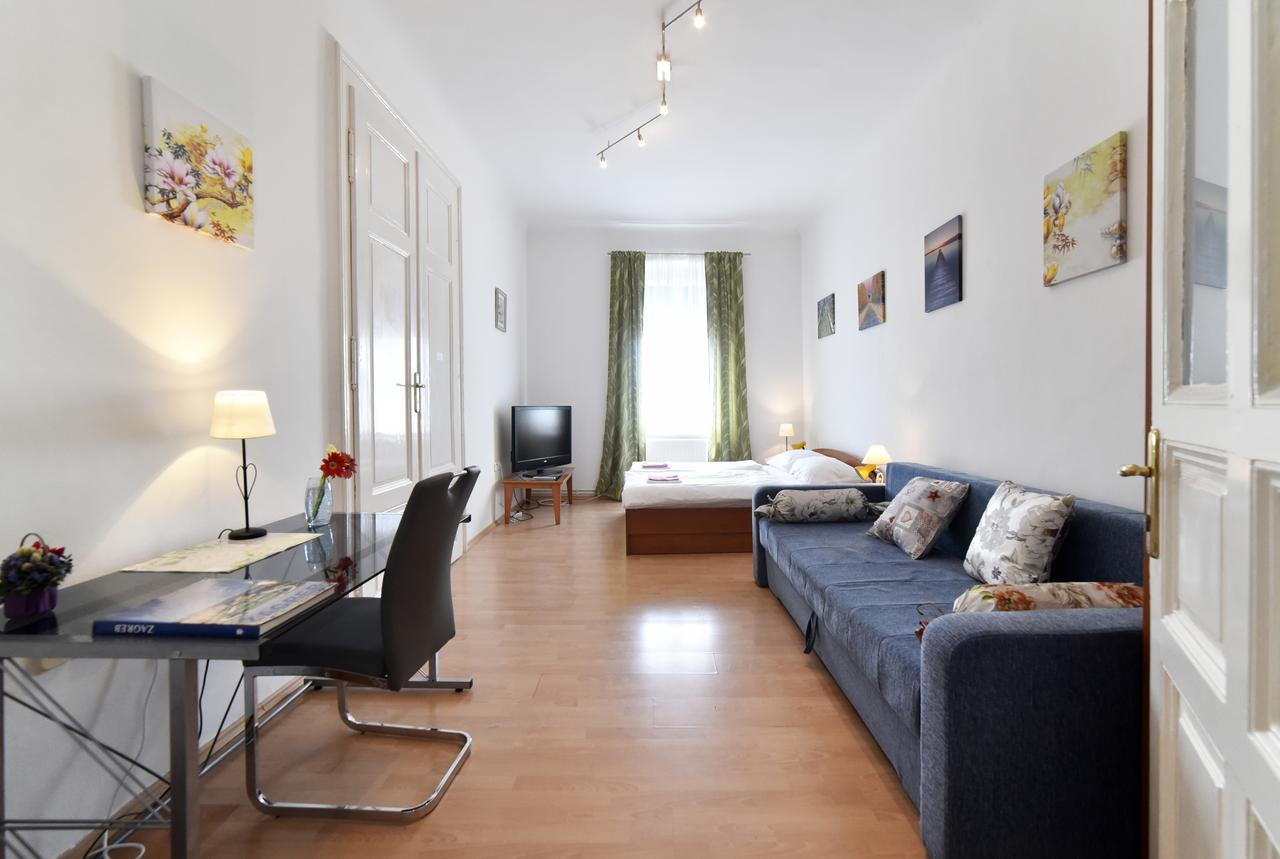 זאגרב Apartment Tesla מראה חיצוני תמונה